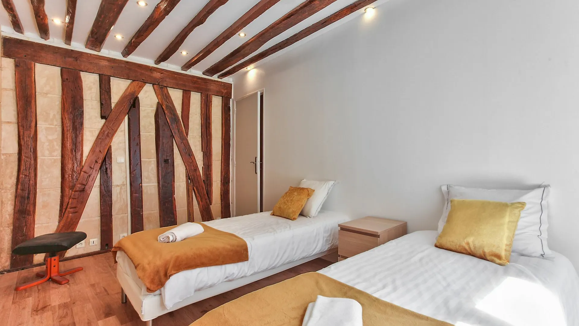 43 - Spacious Parisian Flat Of Grands Boulevards Apartamento *