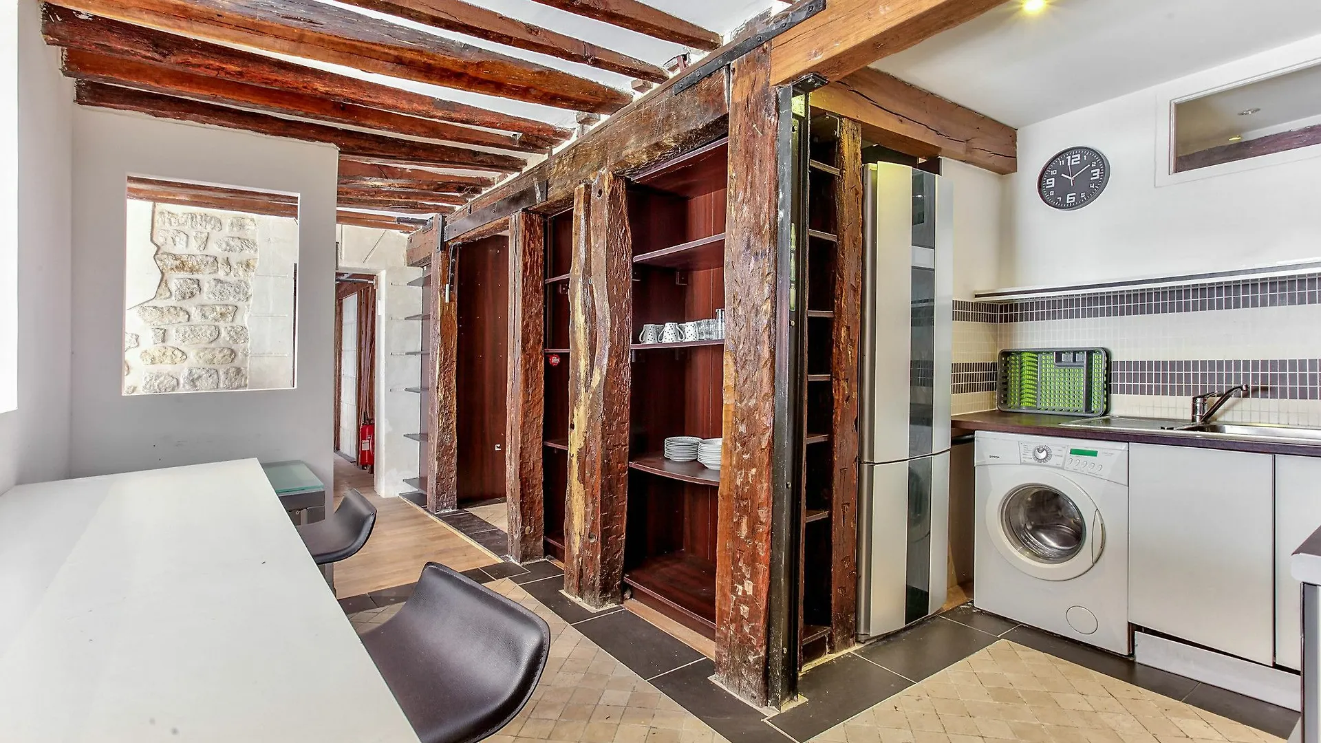 43 - Spacious Parisian Flat Of Grands Boulevards *